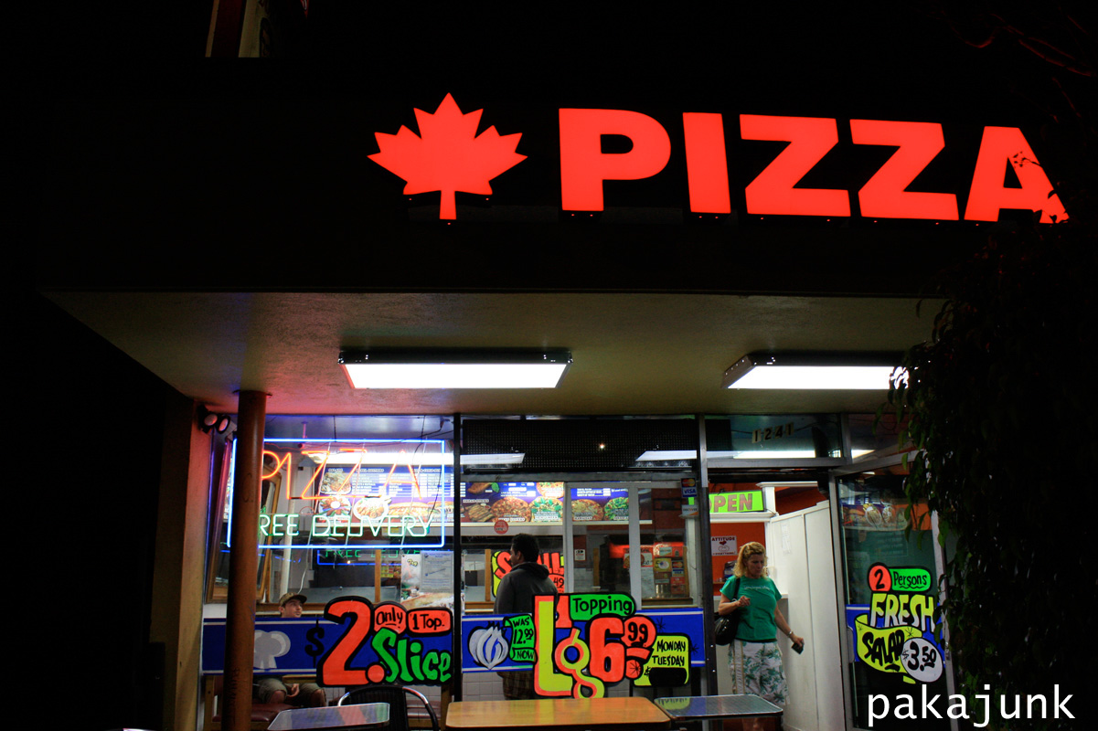 Pakajunk Canadian Pizza 4th St Long Beach Ca A Of People Waiting In Line When I Got There Brief Chit Chat Revealed That The Lasagna At This Place Is Supposedly Really Good But M Not Here For