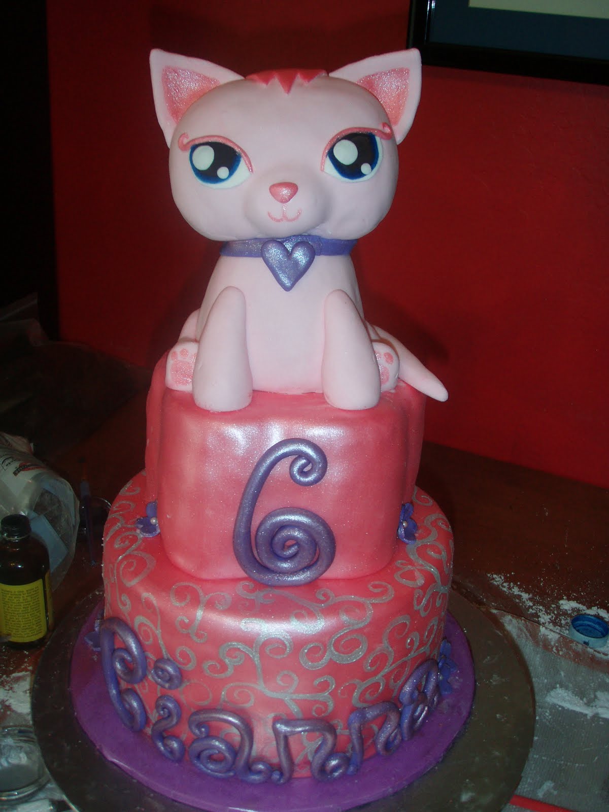 Pam's Custom Cakes: Littlest Pet Shop