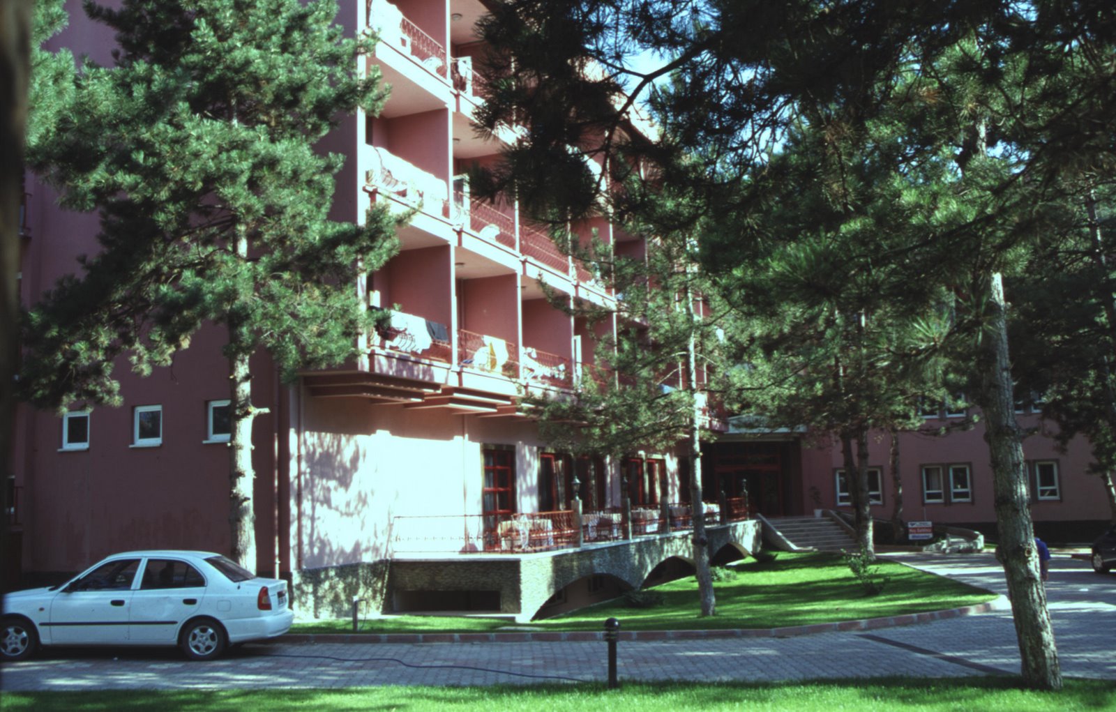 [Amasya-Hamamözü-Kaplica_tesisi.jpg]