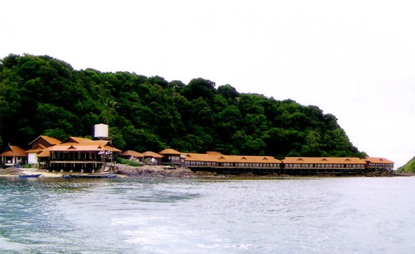 Jetty of Gemia Island Jeti pulau gemia
