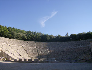 το αρχαίο θέατρο της Επιδαύρου