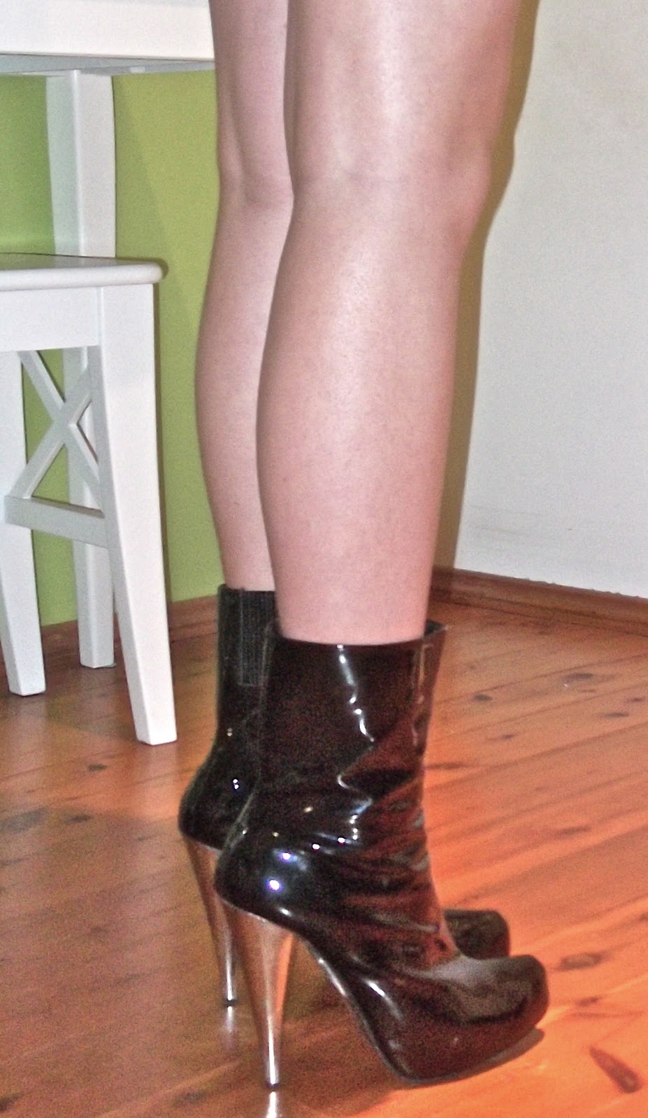 wittner patent boots