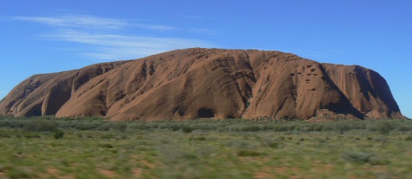 [uluru1.jpg]
