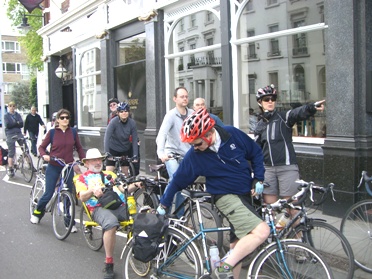 Pointing out Rolling Stones location on lambethcyclists.org.uk
