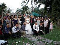 The wedding couple's photo session