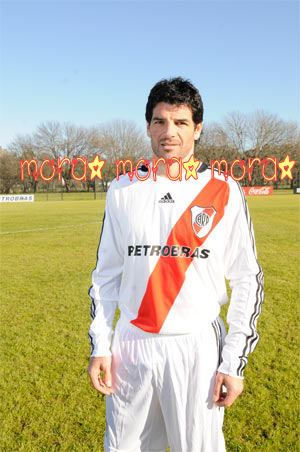 [equipo_tuzzio.jpg]