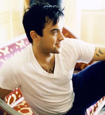 [RobbieWilliams.jpg]