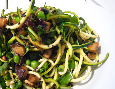 Raw Asian ‘Noodle’ Salad with Peas, Mushrooms & Arugula