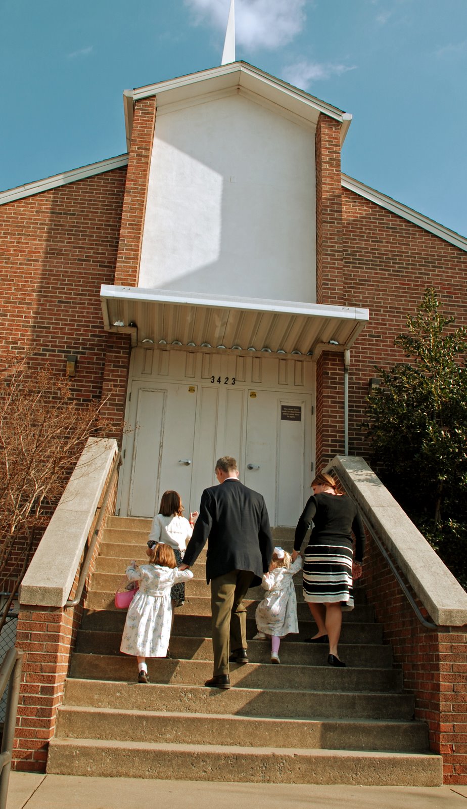 [last+day+at+chruch.jpg]