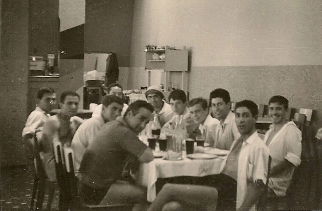 [mendeiros_dogma3_1965_15.jpg]