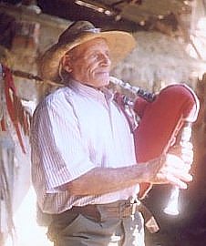 [FrossosVieira1.jpg]