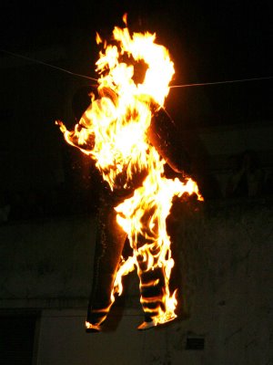 [Queima_do_Judas[1].JPG]