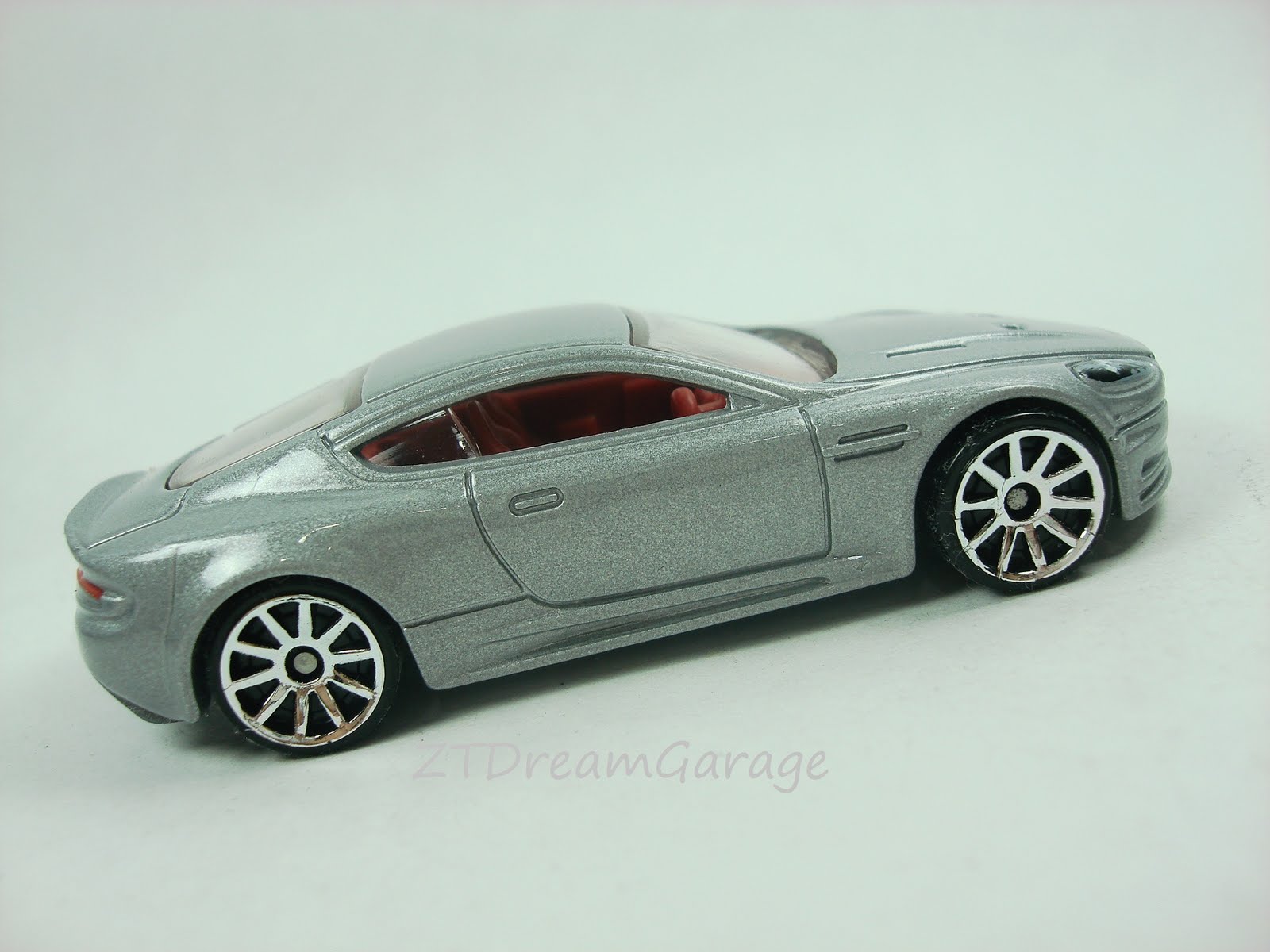 Zt S Dream Garage Dbs