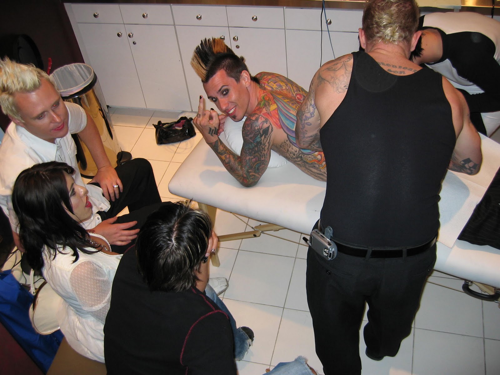 Spikeys Dive Late Night In A Tattoo Shop...
