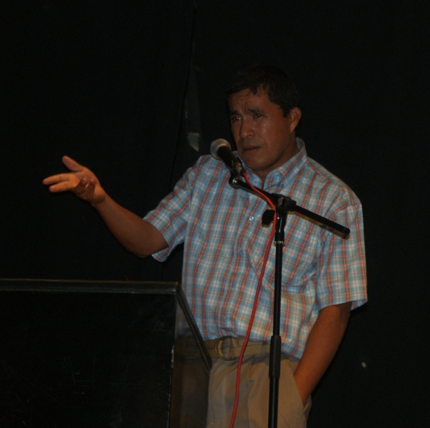 Editorial Mar Abierto El Poeta Pedro Gil celebró