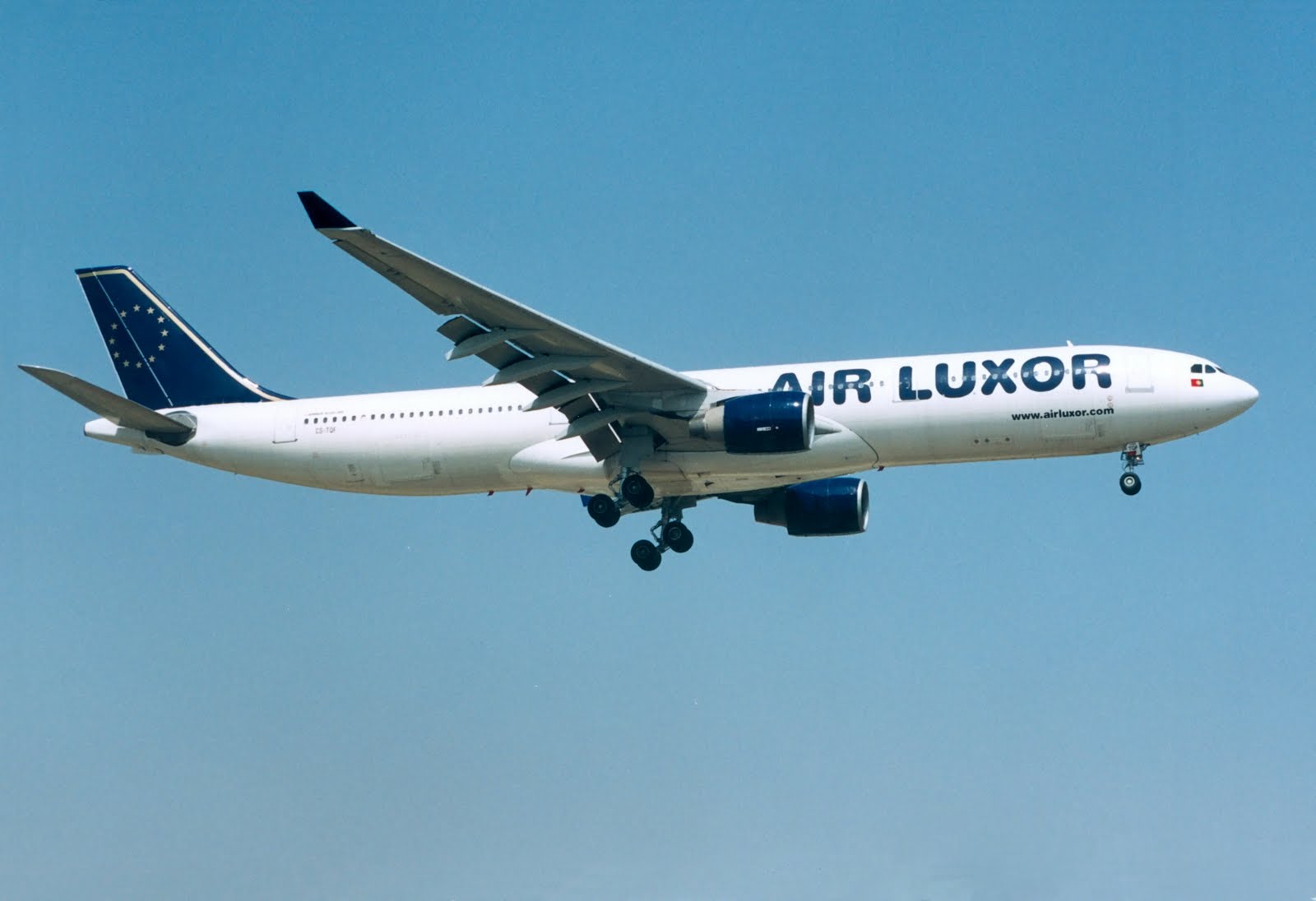 PORTUGAL AIR PHOTOS AIR LUXOR (1988/2006)