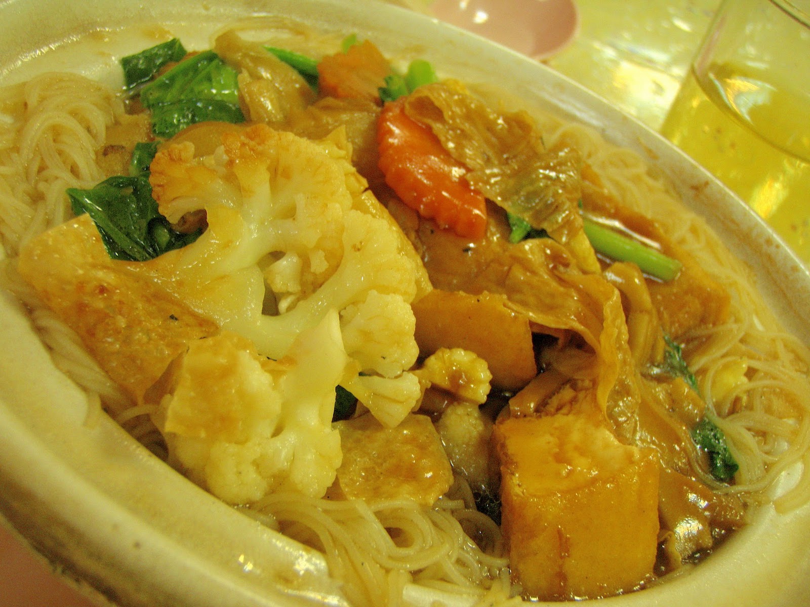 Chic Vegetarian Cuisine Again Happy Realm Vegetarian (Chinatown)