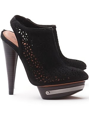 [Eliz+and+James+Maryl+suede+v+intermix.jpg]