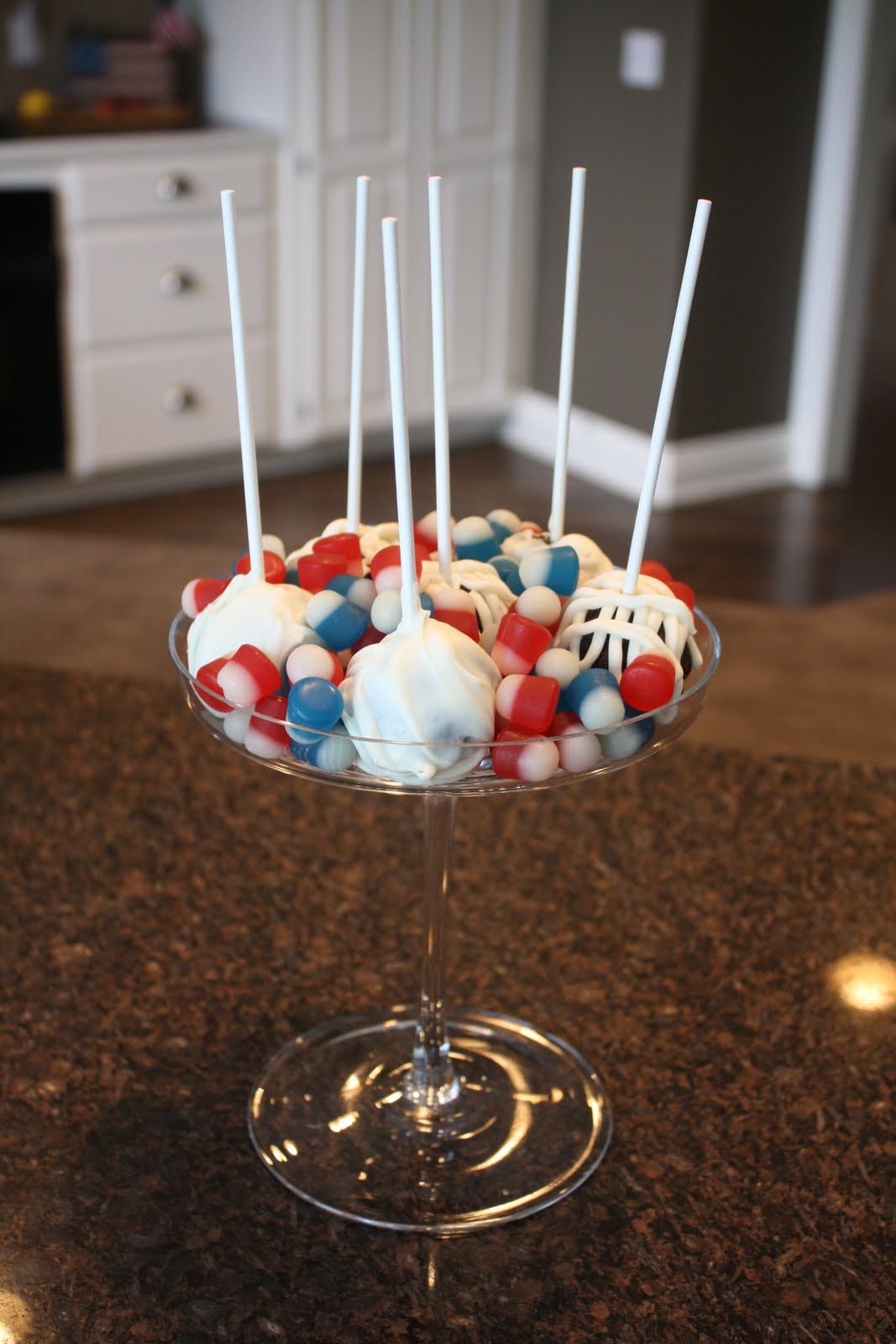 Bring on the 4th of July Fun with Cake Pops!