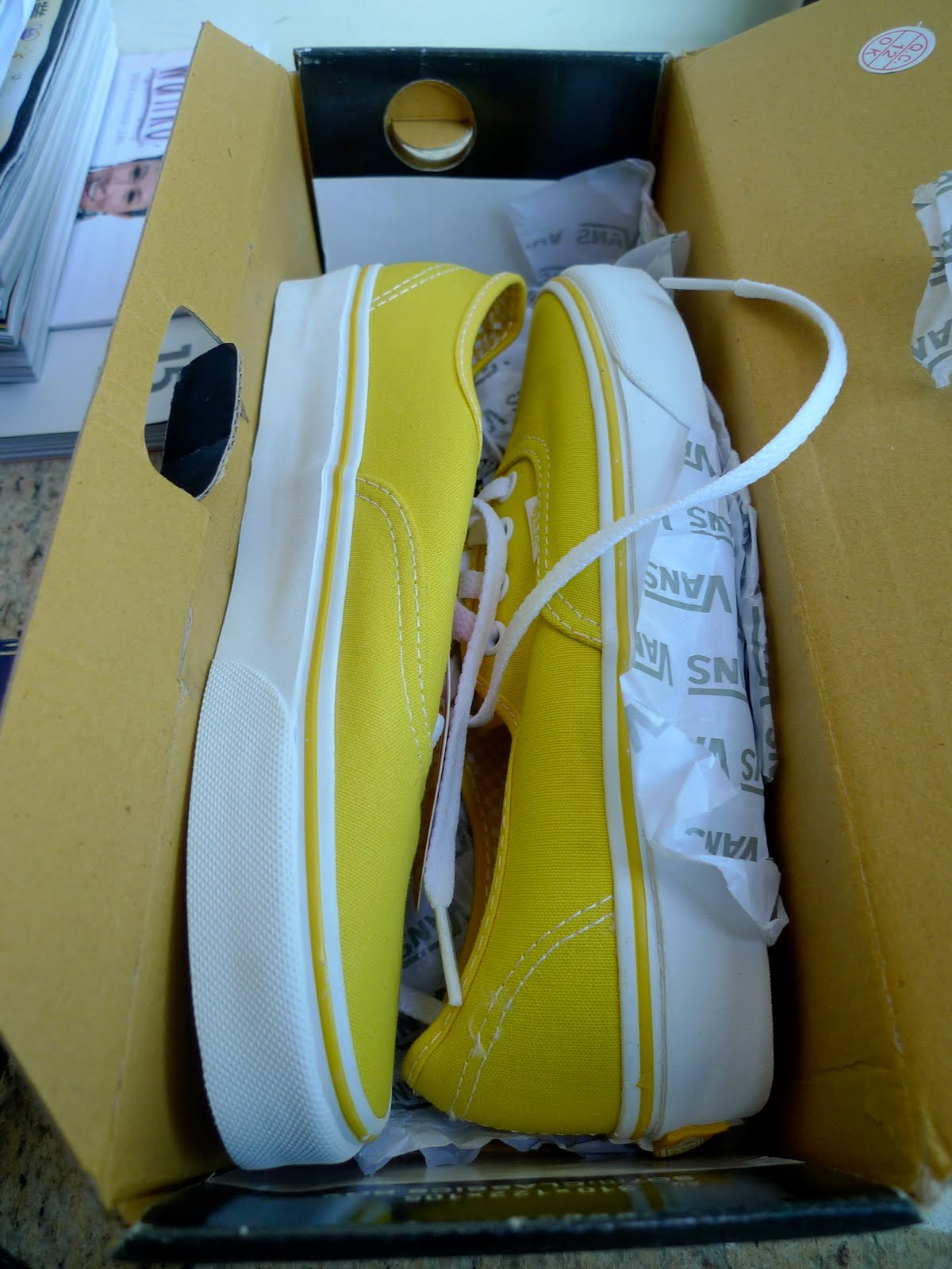 vans off the wall yellow shoes