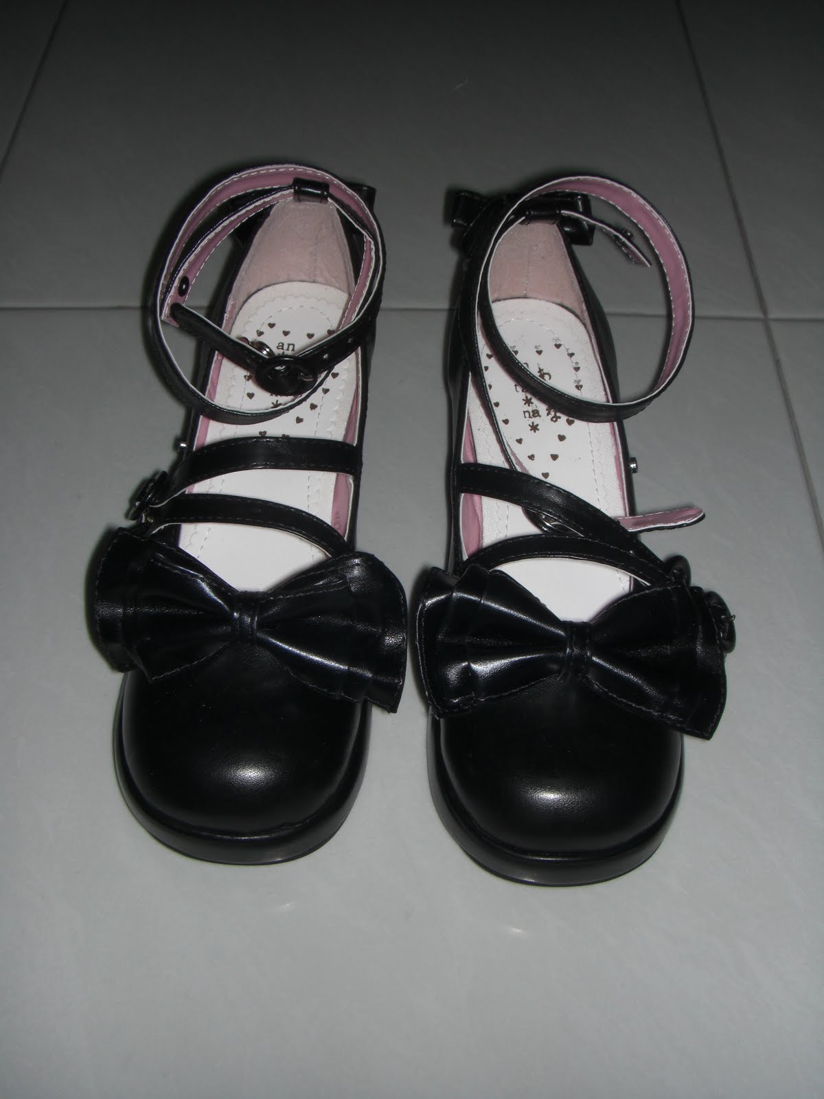 black dolly shoes with bow