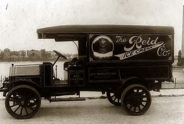 Reid Ice Cream Co. truck 1918