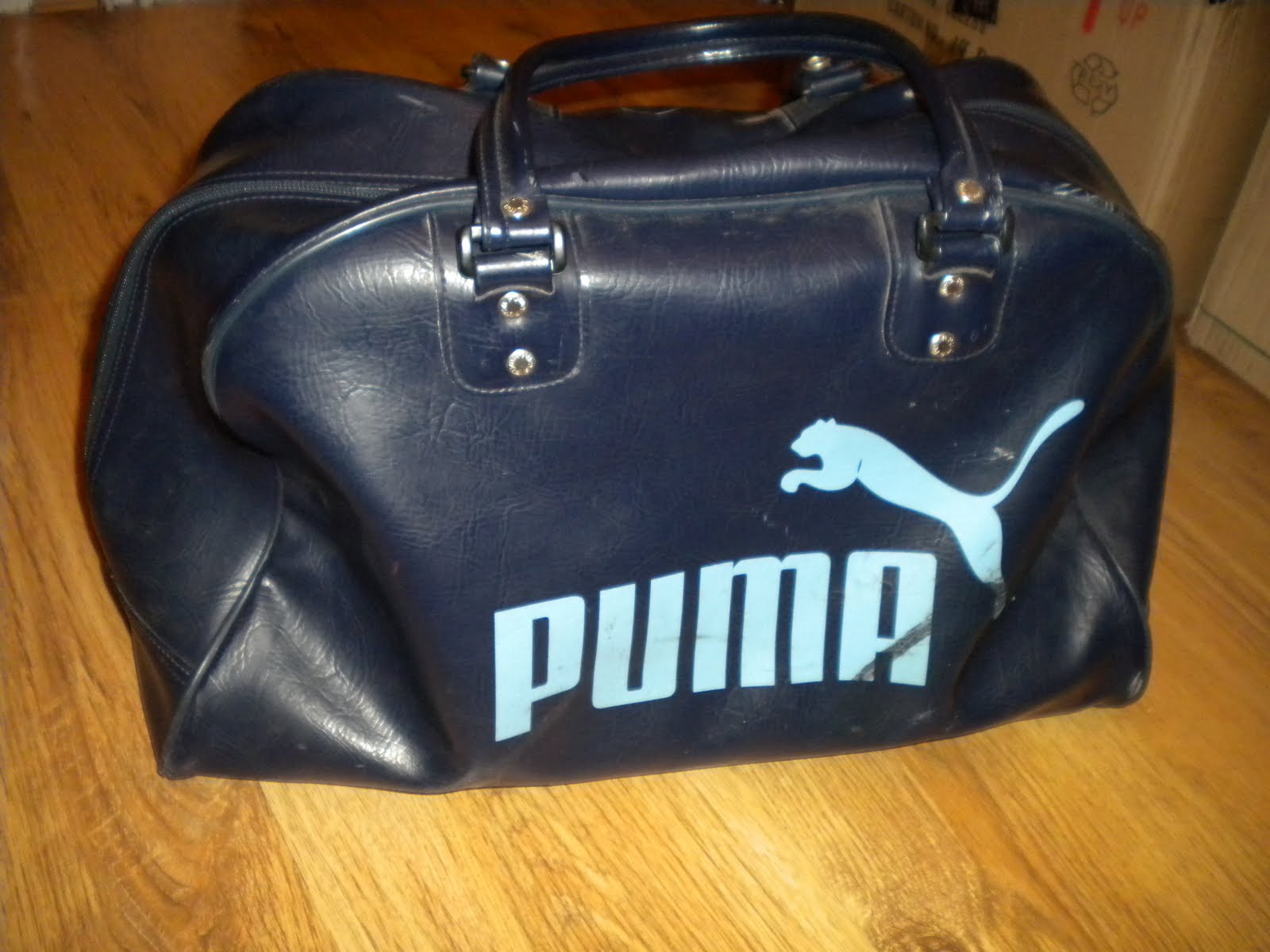 puma retro sports bag