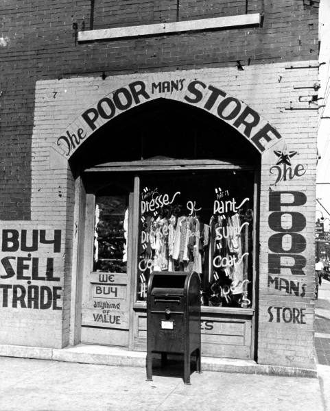 [poor+man's+store.jpg]