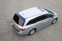 Carscoop: 2011 Honda Odyssey Minivan Officially Revealed