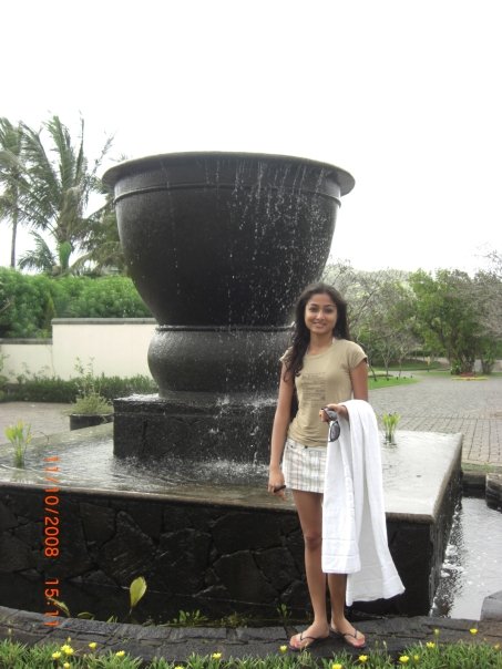 Dharani%2BAlweera_18_asiachicks.blogspot.com.jpg