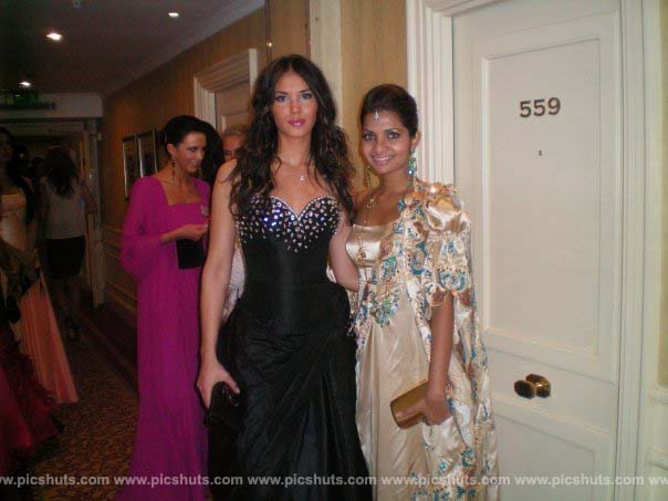 Gamya_Prasadini_Wijayadasa_12_asiachicks.blogspot.com.jpg