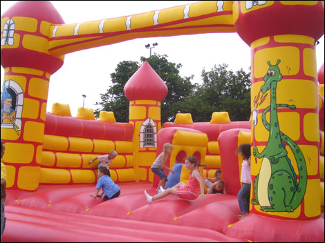 [BouncyCastle.jpg]