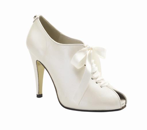 Zapatos, los Zapatos de Patricia - El Blog de Patricia : "Blanca y radiante... va la novia! - Zapatos