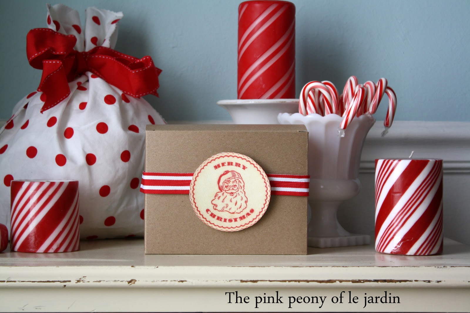 The Pink Peony of Le Jardin: vintage Santas &amp; free ~low ink printable ...