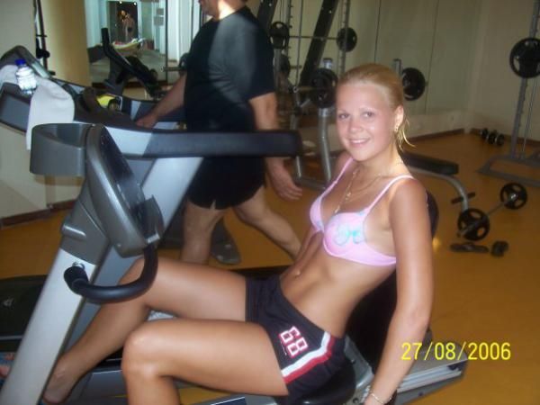 [working_out_girls_05.jpg]