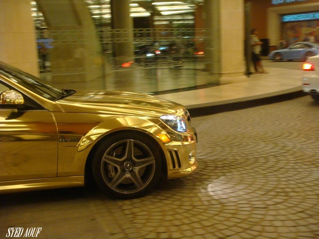 [Gold-Mercedes-C63-04.jpg]