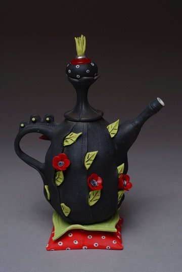 [unique-teapots-30.jpg]