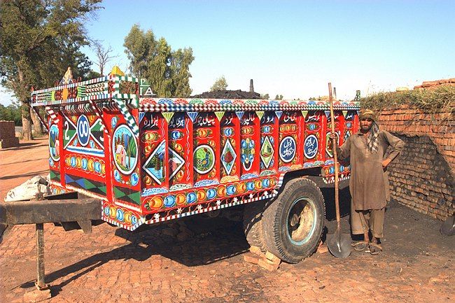 [truck_art_pakistan_12.jpg]