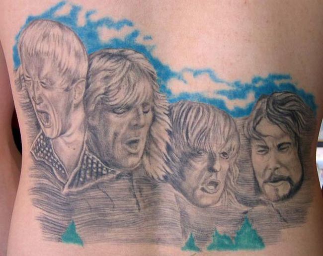 [wtf_tattoos_13.jpg]