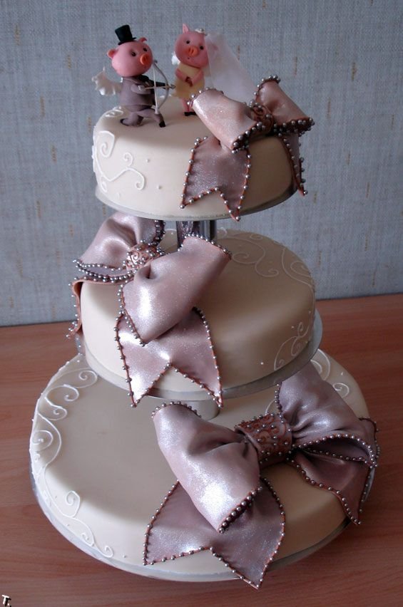 [russian_wedding_cakes_27.jpg]