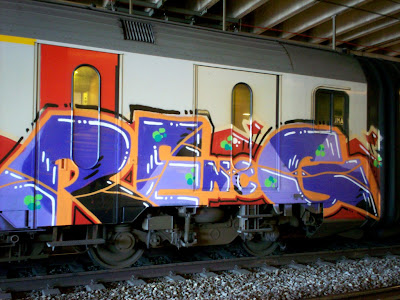 RE-G NC Crew graff