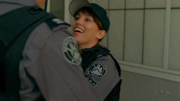 [Amy+Jo+Johnson+Flashpoint+1.jpg]