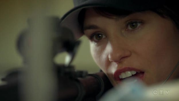 [Amy+Jo+Johnson+Flashpoint+29.jpg]