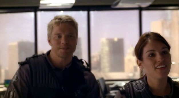 [Jules_Flashpoint+1x3+-+4.jpg]