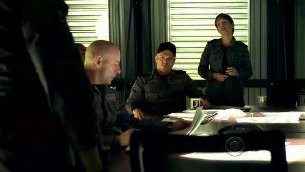 [Jules_Flashpoint+1x4+-+1.jpg]