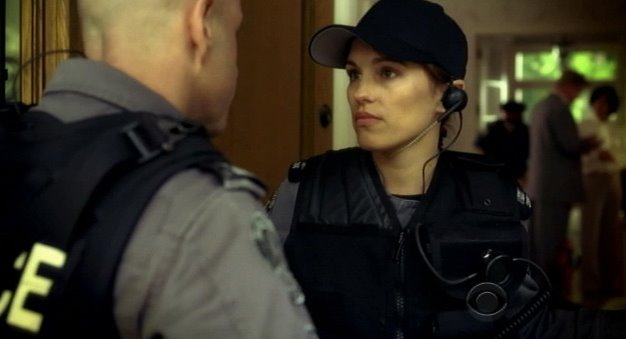 [Jules_Flashpoint+1x7+-+20.jpg]