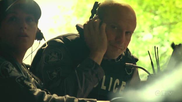 [Jules_Flashpoint+1x8+-+5.jpg]