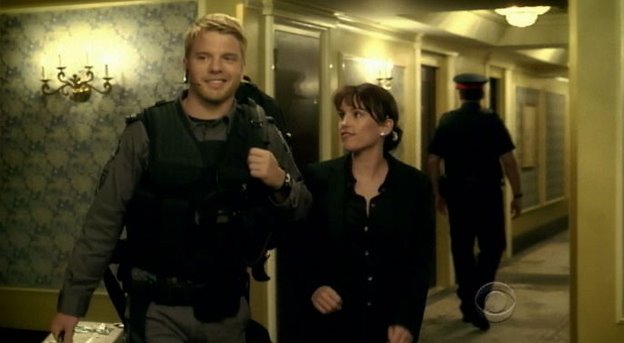 [Jules_Flashpoint+2x1+-+6.jpg]