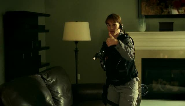 [Jules_Flashpoint+1x9+-+11.jpg]