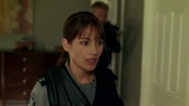 [Jules_Flashpoint+1x9+-+34.jpg]